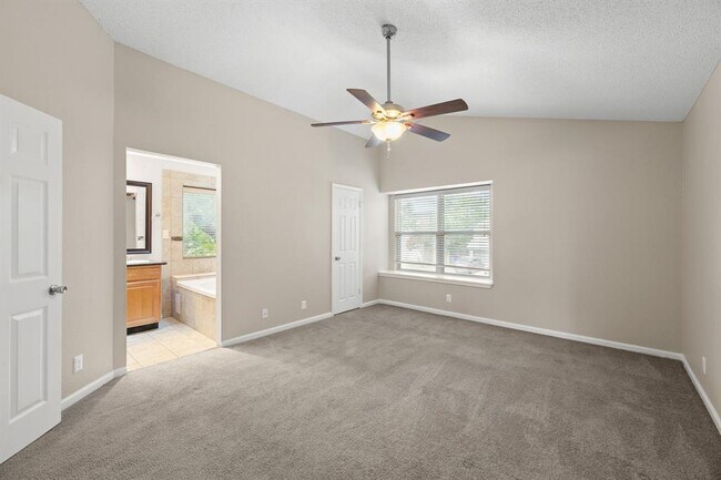 Building Photo - 1108 Forest Oaks Path