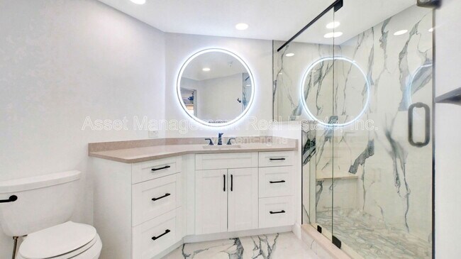 Building Photo - 4801 Osprey Dr S