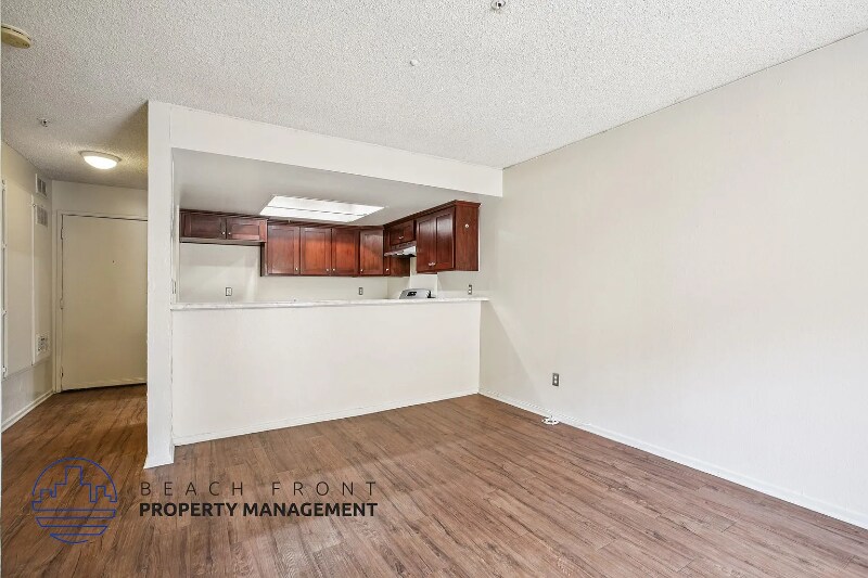 Building Photo - 1602 N Ross St