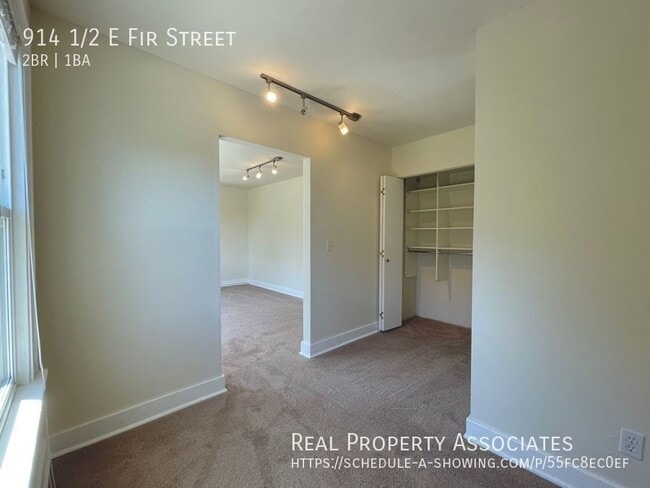 Building Photo - 914 1/2 E Fir Street-