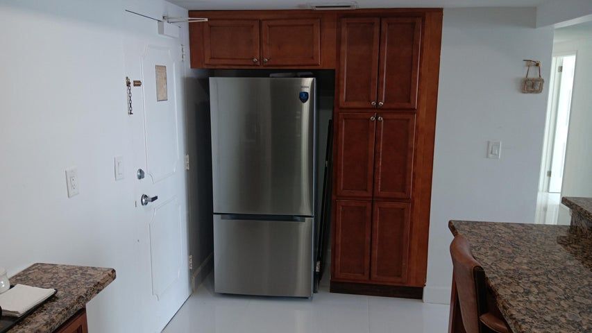 Building Photo - 3800 Galt Ocean Dr