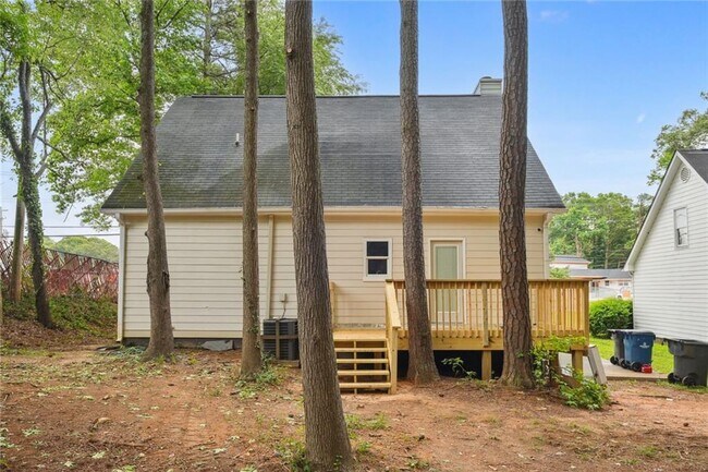 Building Photo - 3131 Washington Rd