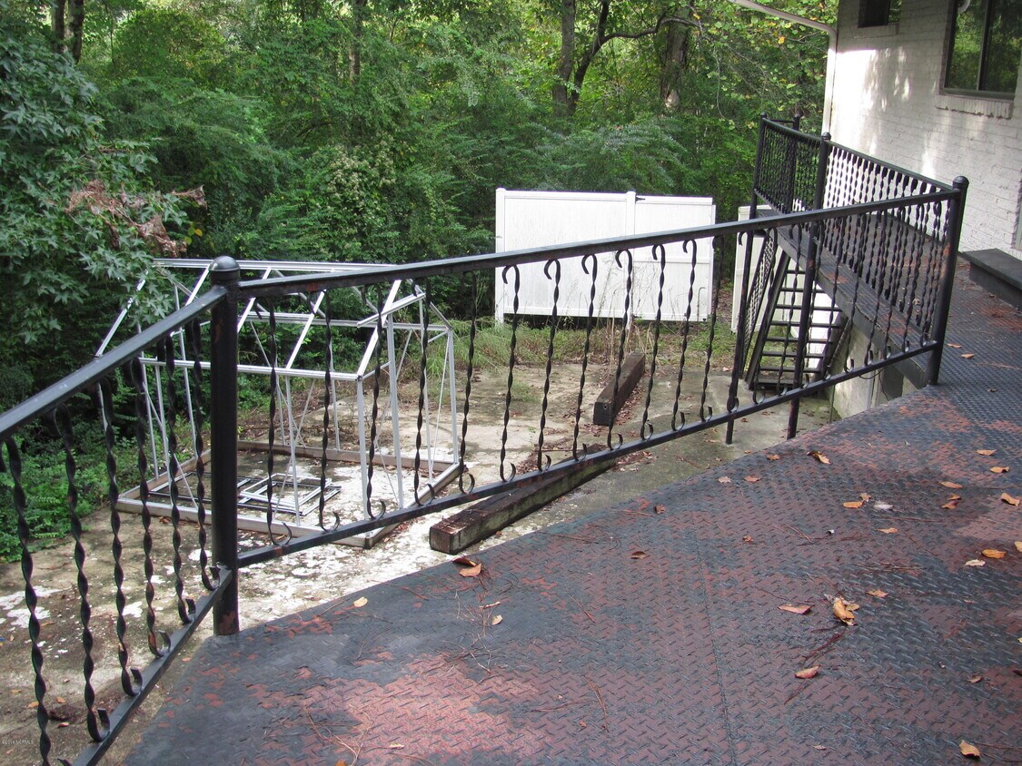 Iron Guard Storage Jacksonville Nc 28540 Dandk Organizer