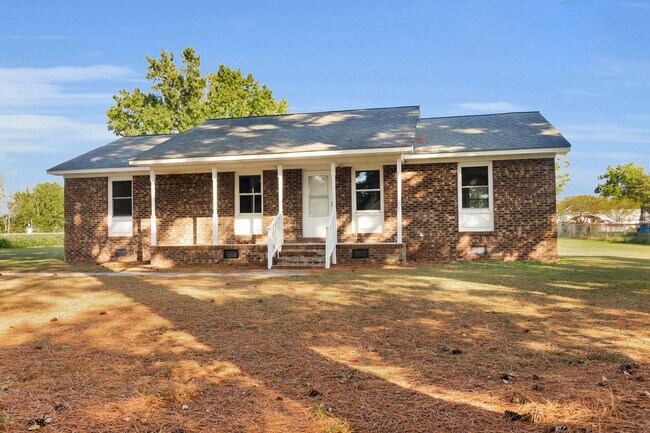 Primary Photo - 209 McCoy Ave