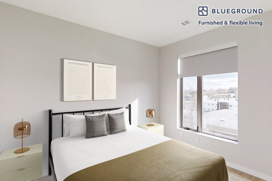 Building Photo - 20 4th Ave