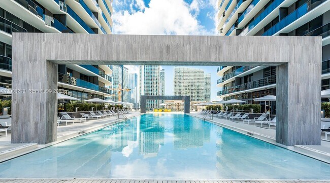 Building Photo - 45 SW 9th St