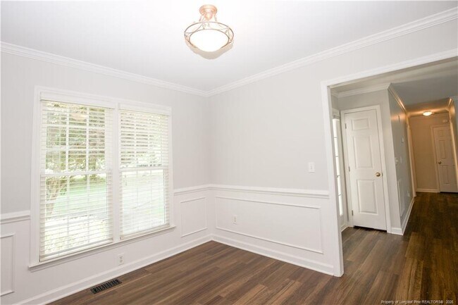 Building Photo - 184 Olde Farm Rd