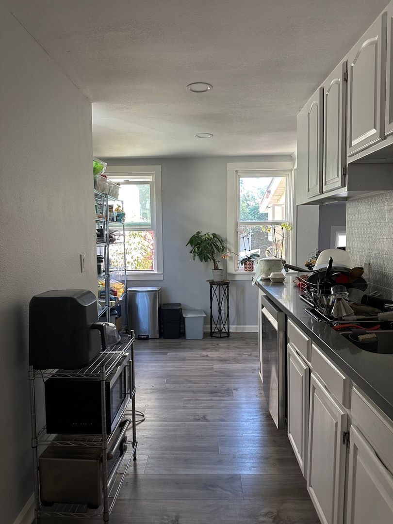 Building Photo - 2816 Viola St
