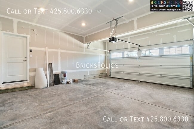 Building Photo - 1342 SW Pendleton Way