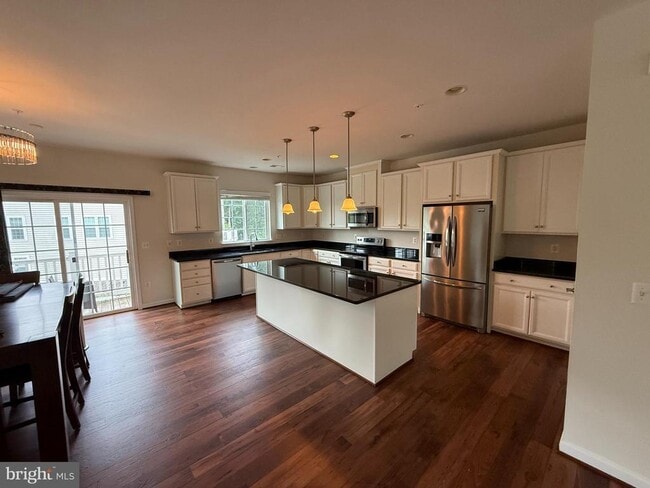 Building Photo - 14752 Malloy Ct