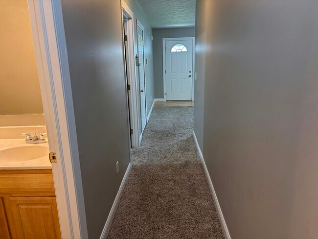 Building Photo - 117-119 Valley Forge Court, Unit 119
