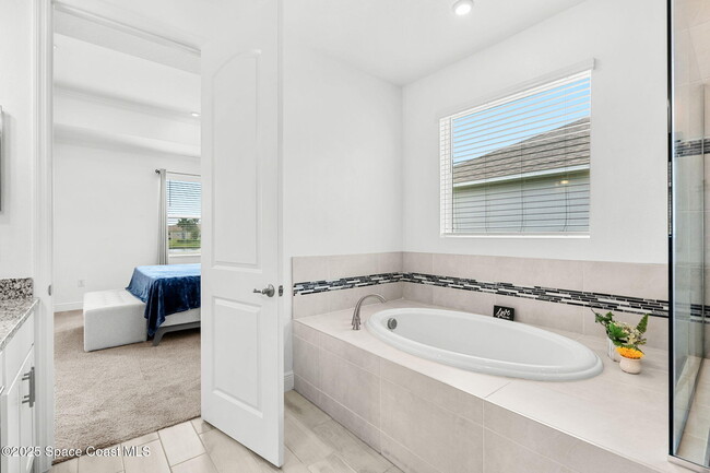 Building Photo - 3520 Rixford Way