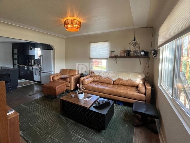 Building Photo - 108 Walnut St