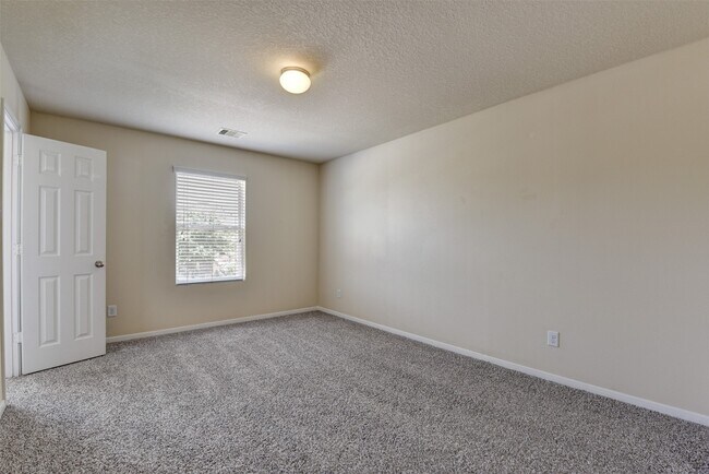 Building Photo - 3223 Zephyr Glen Way