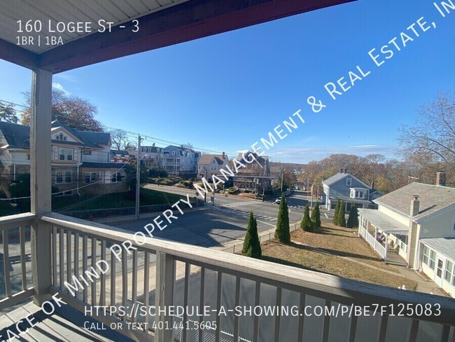 Building Photo - 1 bedroom/1 bath on 2nd floor for $1475 in...