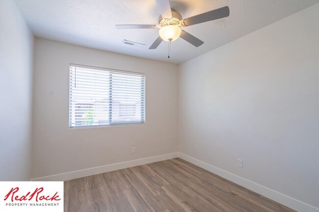 Building Photo - 1005 Tortoise Rock Dr