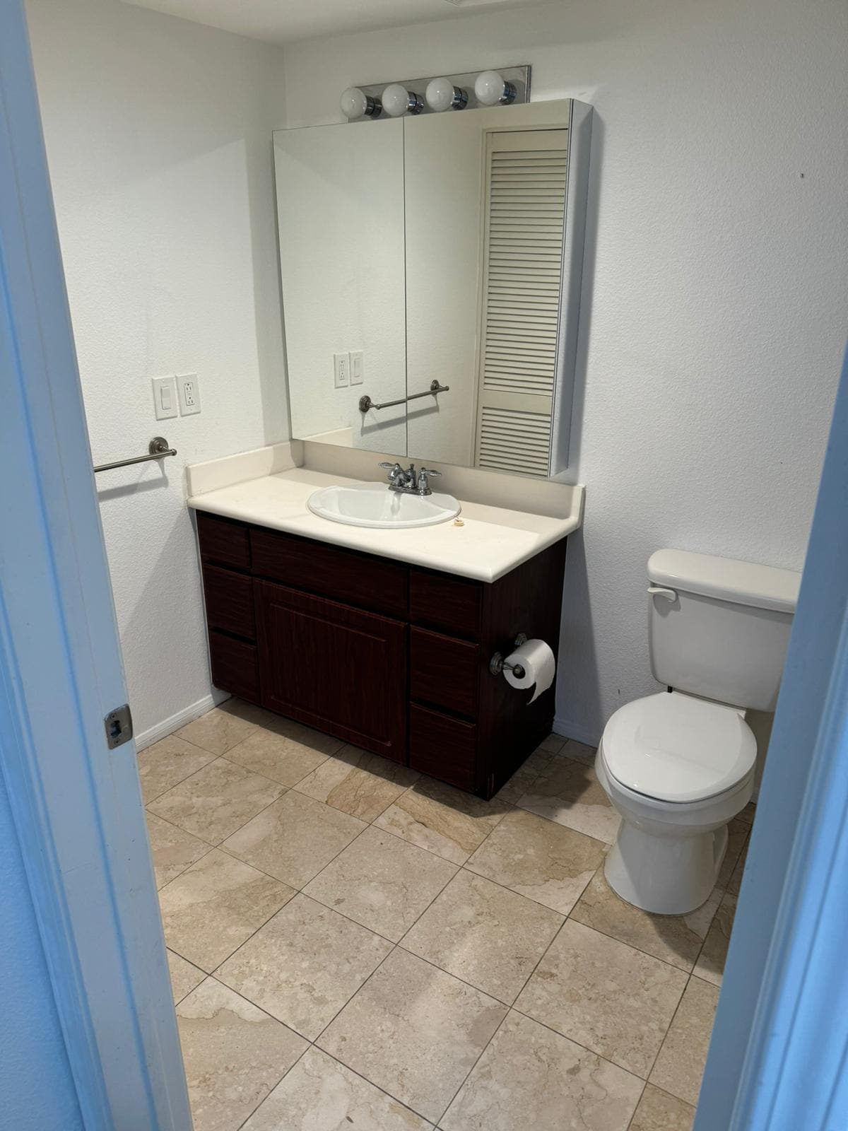 Second bathroom - 1970 Columbia St