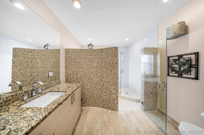 Building Photo - 5106 Heron Ct