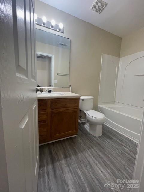Building Photo - 1609 Crandon Dr