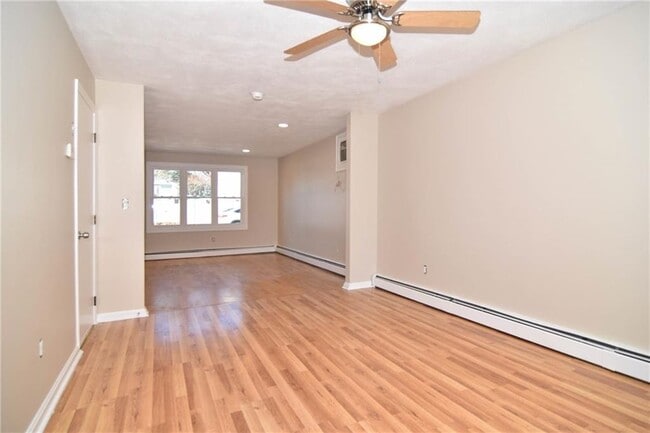 Building Photo - 8 COLEMAN St