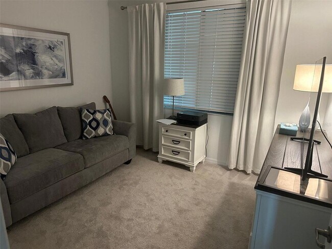 Building Photo - 18028 Gawthrop Dr