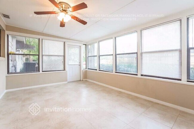 Building Photo - 506 E Hilda Dr