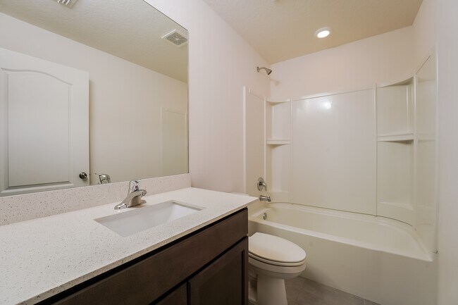 Building Photo - 1167 Walden Blvd SE