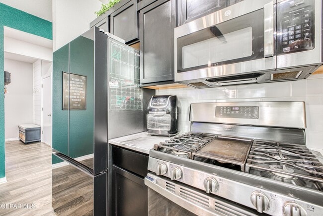 Building Photo - 1621 Sam Dominguez St