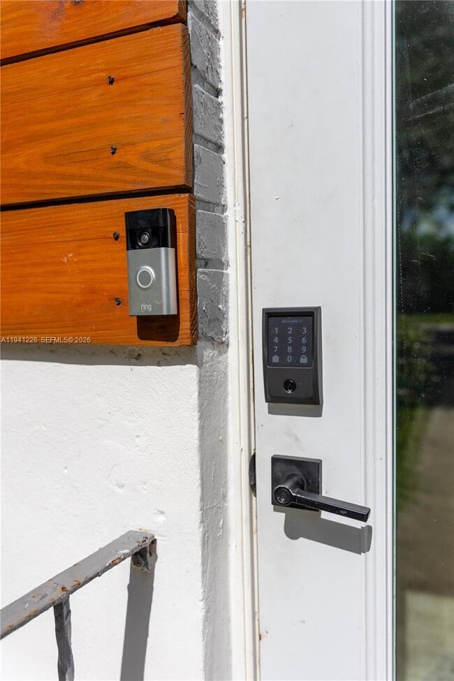 Building Photo - 250 NW 14th Way