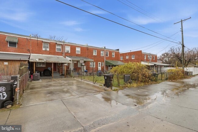 Building Photo - 811 Mildred Ave