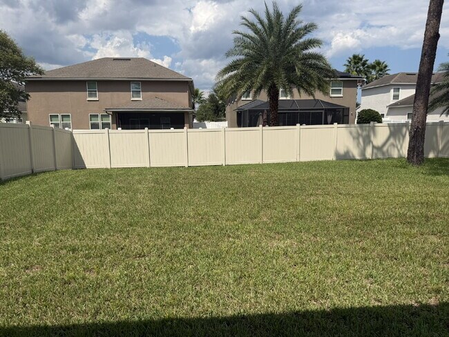 Building Photo - For Rent- Beautiful Home with 4 Bed, 2.5 Bath, PLUS a loft in Northside Jacksonville!