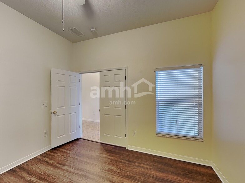 Building Photo - 2248 Roanoke Springs Dr