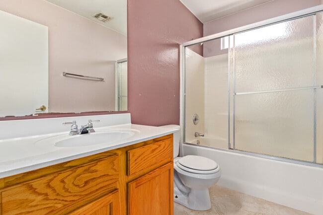 Building Photo - 3316 E Tierra Buena Ln