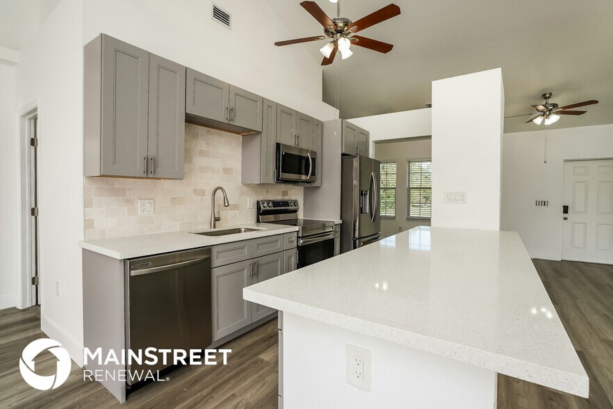 Building Photo - 5227 3rd St W