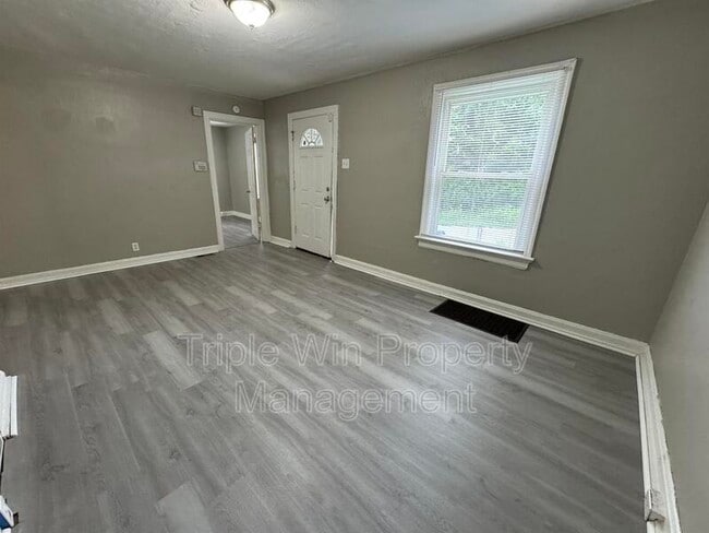 Building Photo - 2139 Kappel Dr