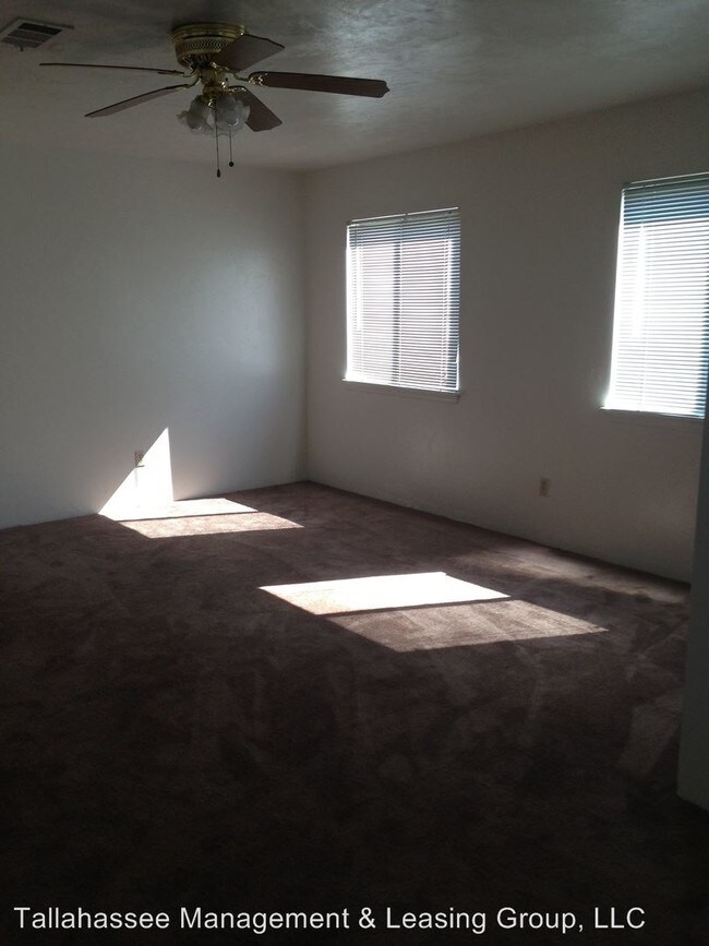 Building Photo - 1329 Airport Dr