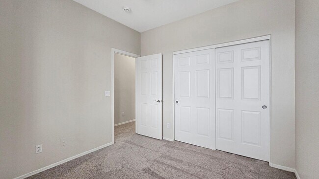 Building Photo - 13395 S 176th Ln