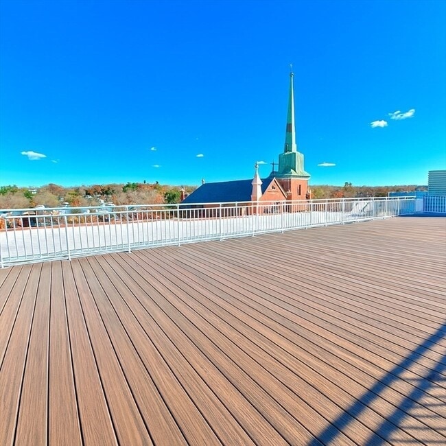 Building Photo - 45 E Central St