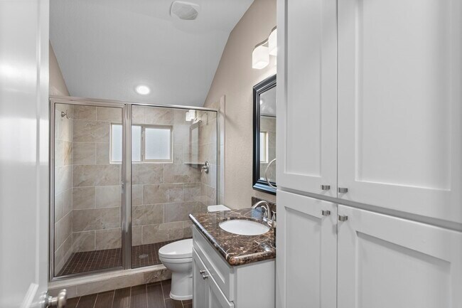 Building Photo - 127 Benjis Pl