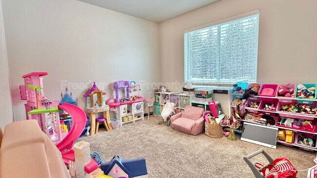 Building Photo - 31015 N Alice Ct