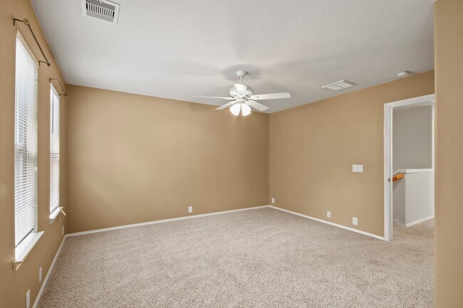 Building Photo - 23611 Wildwood Green Way
