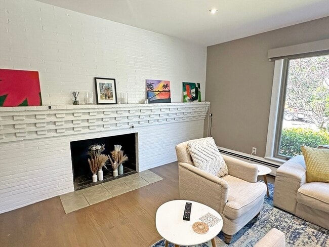 Building Photo - 6 Brownson Terrace