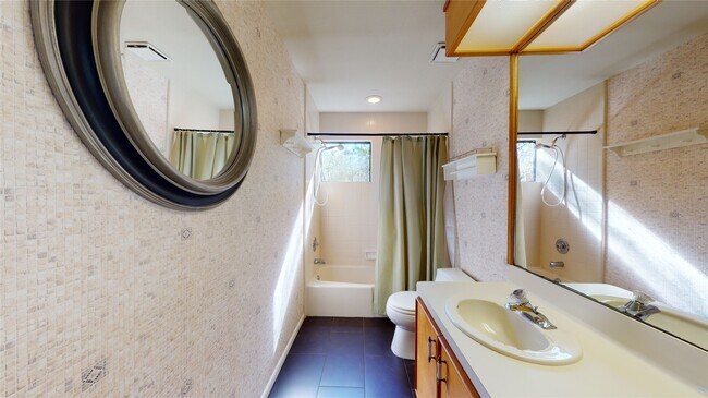 Building Photo - 11 Sand Piper Pl