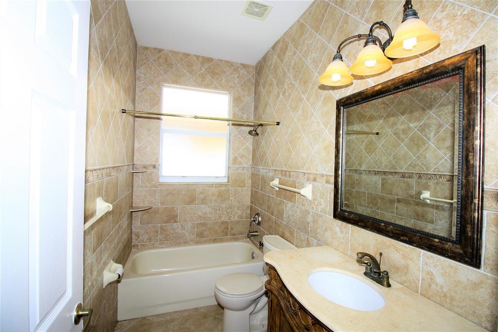 Building Photo - 2178 NW 141st Ave