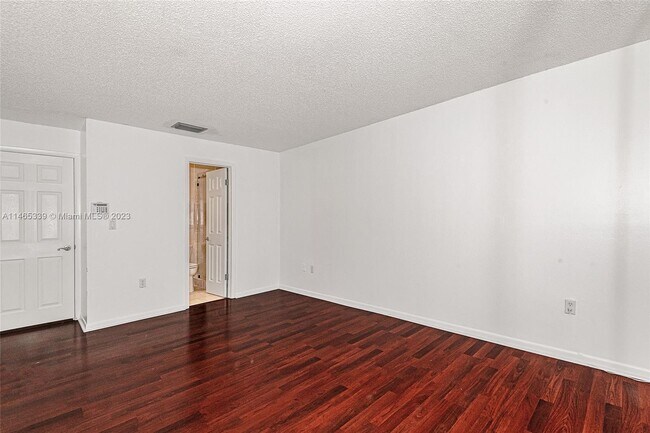 Building Photo - 4700 SW 67th Ave
