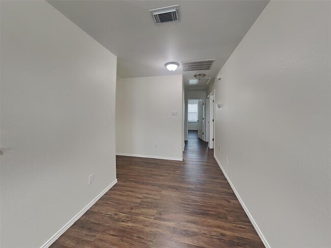 Building Photo - 7234 Basque Country Dr