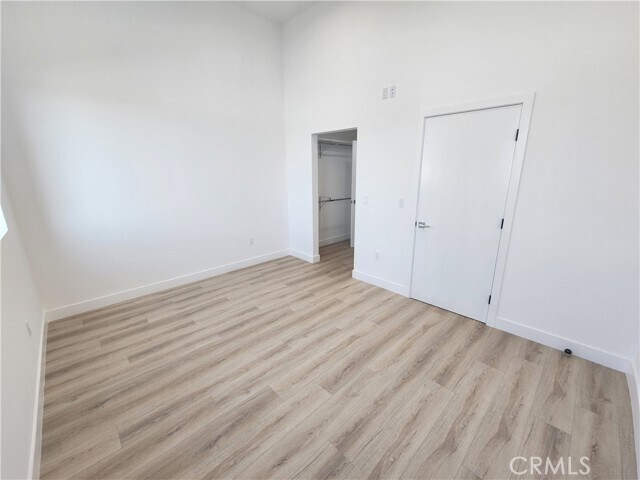 Building Photo - 6061 Fulton Ave
