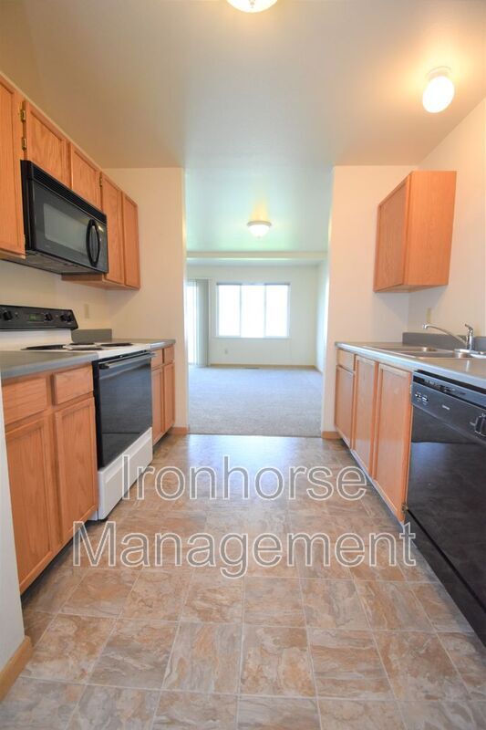 Building Photo - 2460 Wheeler Dr