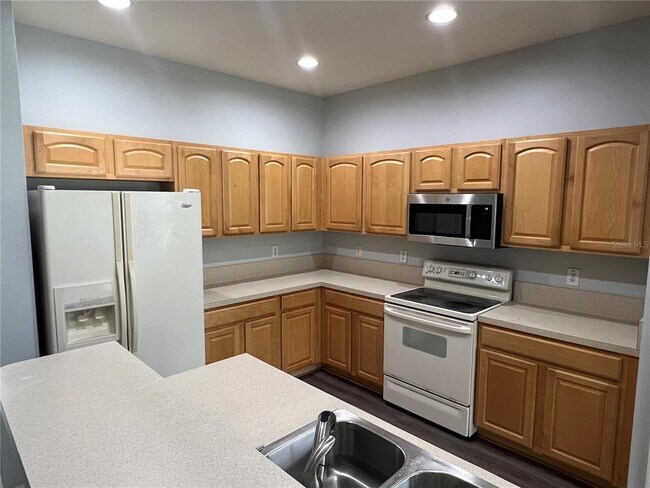 Building Photo - 3207 Banyan Hill Ln