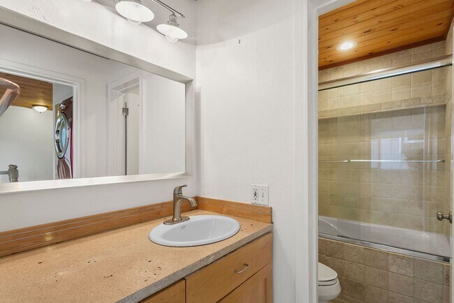 Building Photo - 14 Seascape Dr